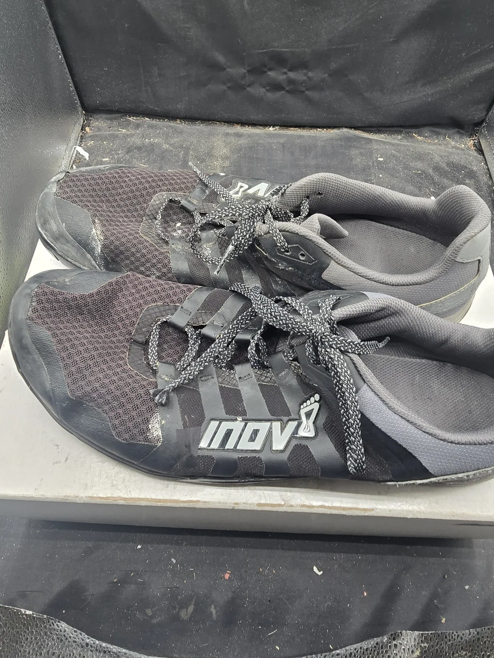 Inov-8 Men's Black Trail Running Shoes‎